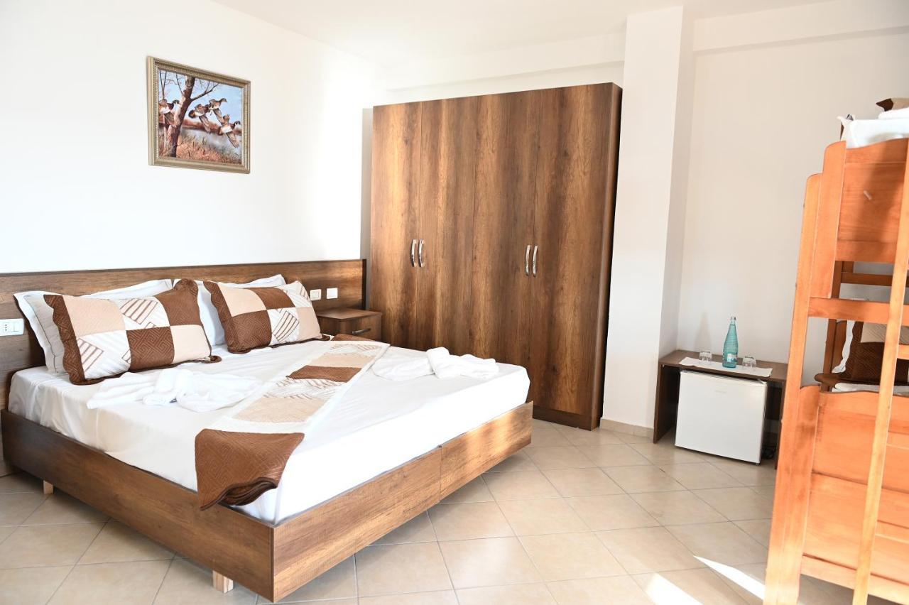 Vila Oxinn Kryemedhej Экстерьер фото